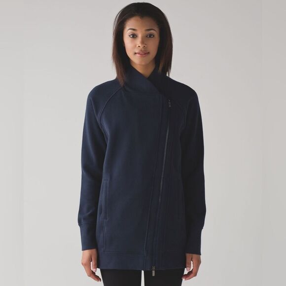 EUC Lululemon Back To It Wrap Inkwell - Picture 1 of 8